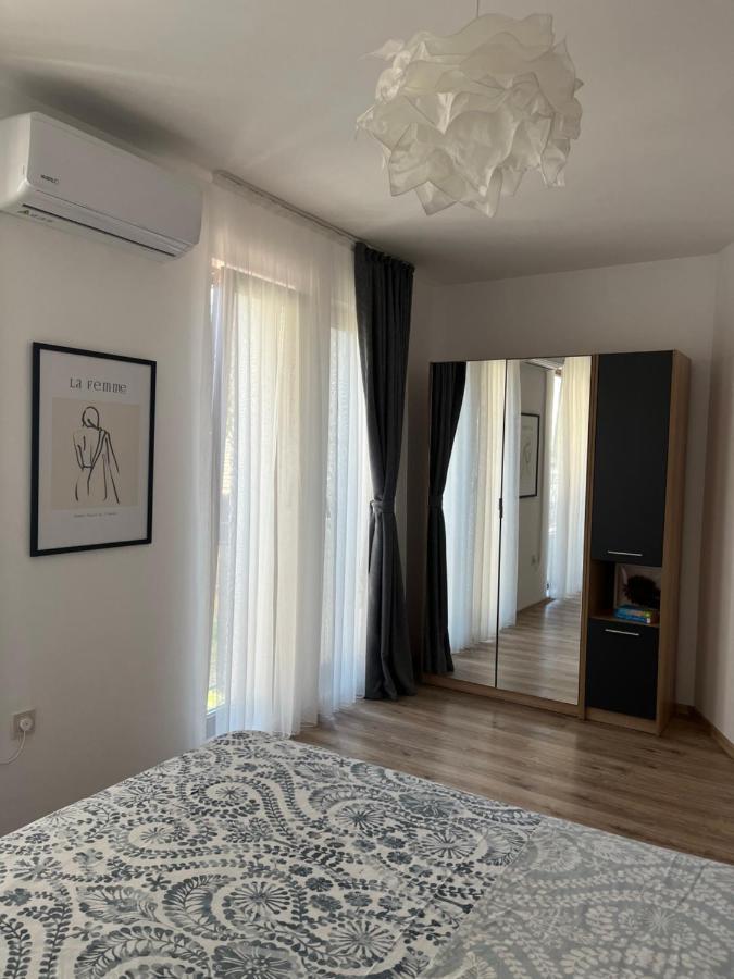 בורגאס Azzurro Premium Apartment On Bulevard Bogoridi מראה חיצוני תמונה
